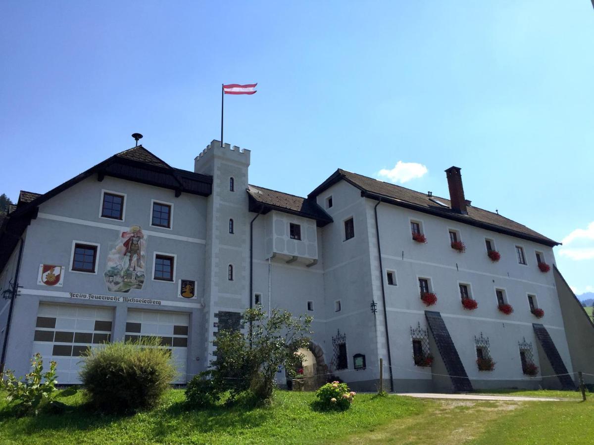 Schloss Thannegg Ferienwohnung und Zimmer Grobming Exterior foto