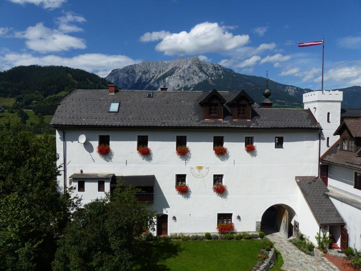 Schloss Thannegg Ferienwohnung und Zimmer Grobming Exterior foto